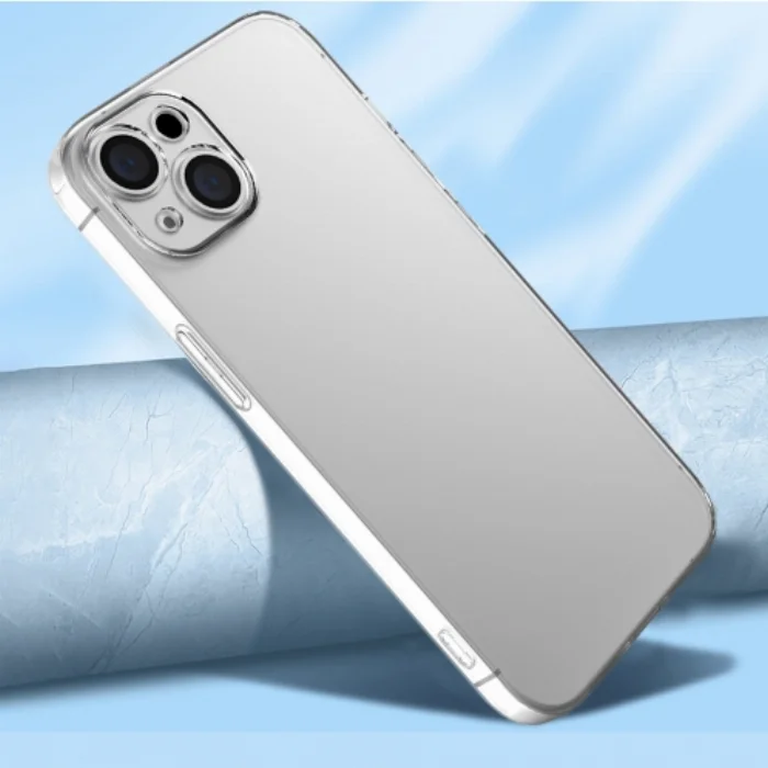Apple iPhone 13 (6.1) Kılıf Kamera Lens Korumalı İnce Esnek Süper Silikon 0.3mm - Şeffaf