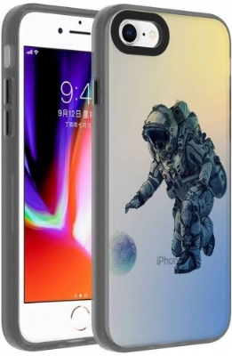 Apple iPhone SE 3 2022 Kılıf Desenli Zore Dragon Sert Kapak - Astronot