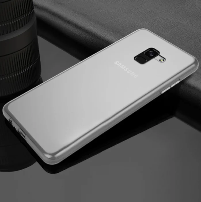 Samsung Galaxy A8 2018 Kılıf Ultra İnce Kaliteli Esnek Silikon 0.2mm - Şeffaf