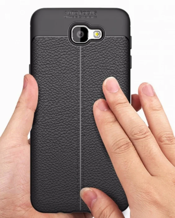 Samsung Galaxy J7 Prime / J7 Prime 2 Kılıf Deri Görünümlü Parmak İzi Bırakmaz Niss Silikon - Siyah